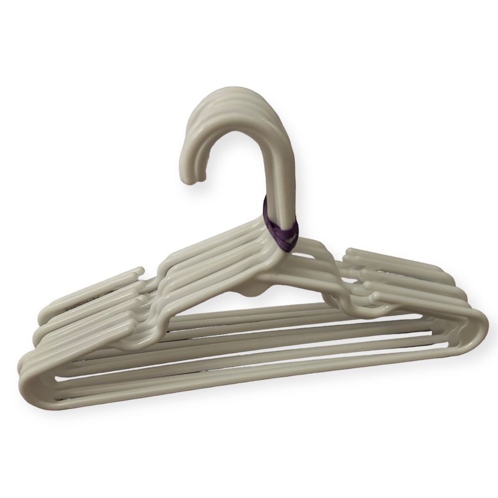 10 pack of Toddler/Little Kid Hangers.